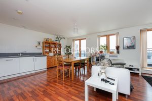 Dining Area - click for photo gallery